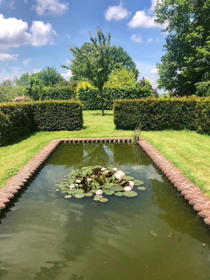 Gite "Cote Jardin" Vannecrocq Exterior foto